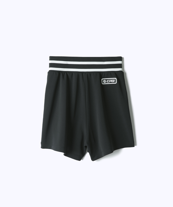monotone shorts (모노톤 반바지)
