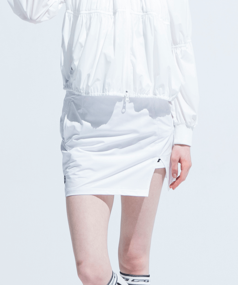 active slit skirt（アクティブスリットスカート）