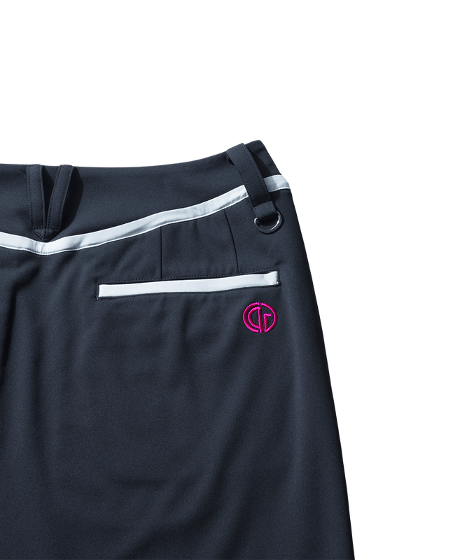 Logo slit skirt（ロゴスリットスカート）｜WOMEN