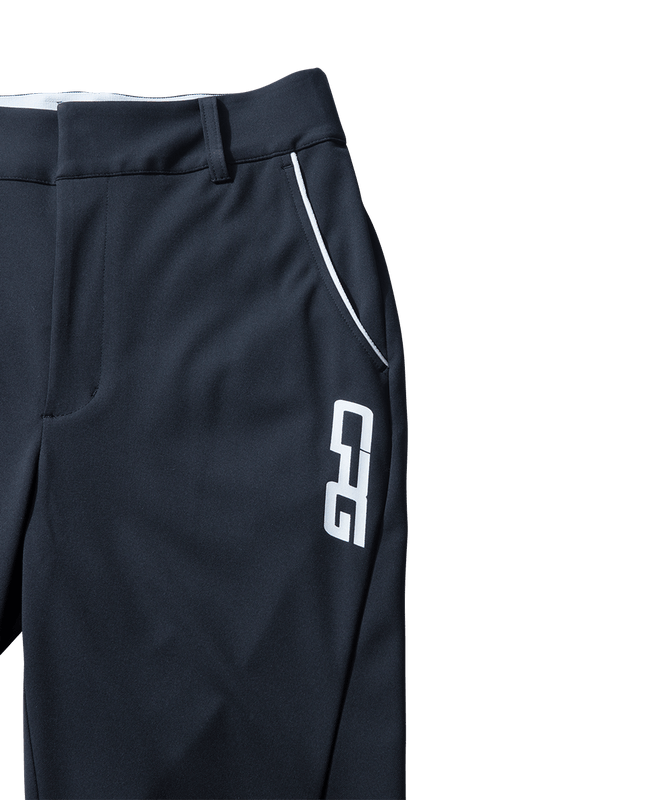 Center slit fit pants（センタースリットフィットパンツ）｜WOMEN