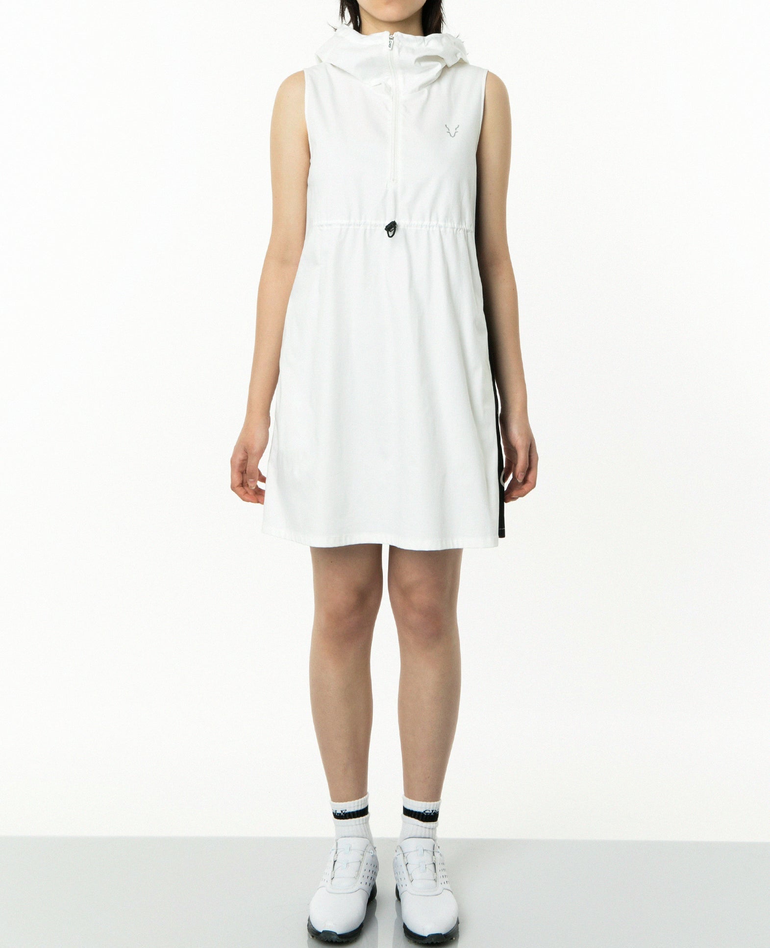 フーディーツイルワンピース