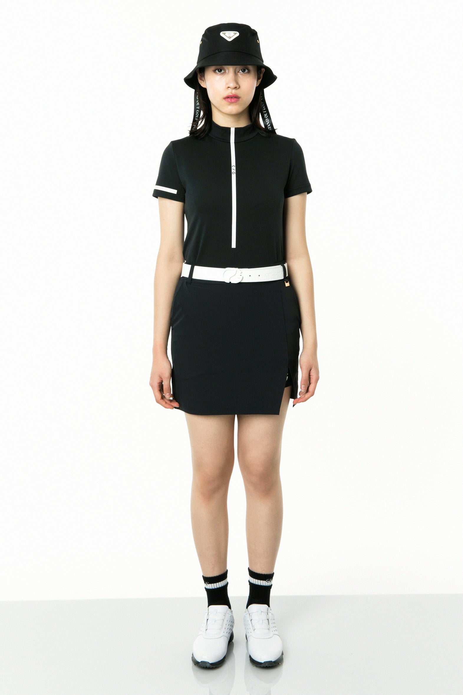 【9월 9일 이후 출하】 프런트 라인 목 넥 SS