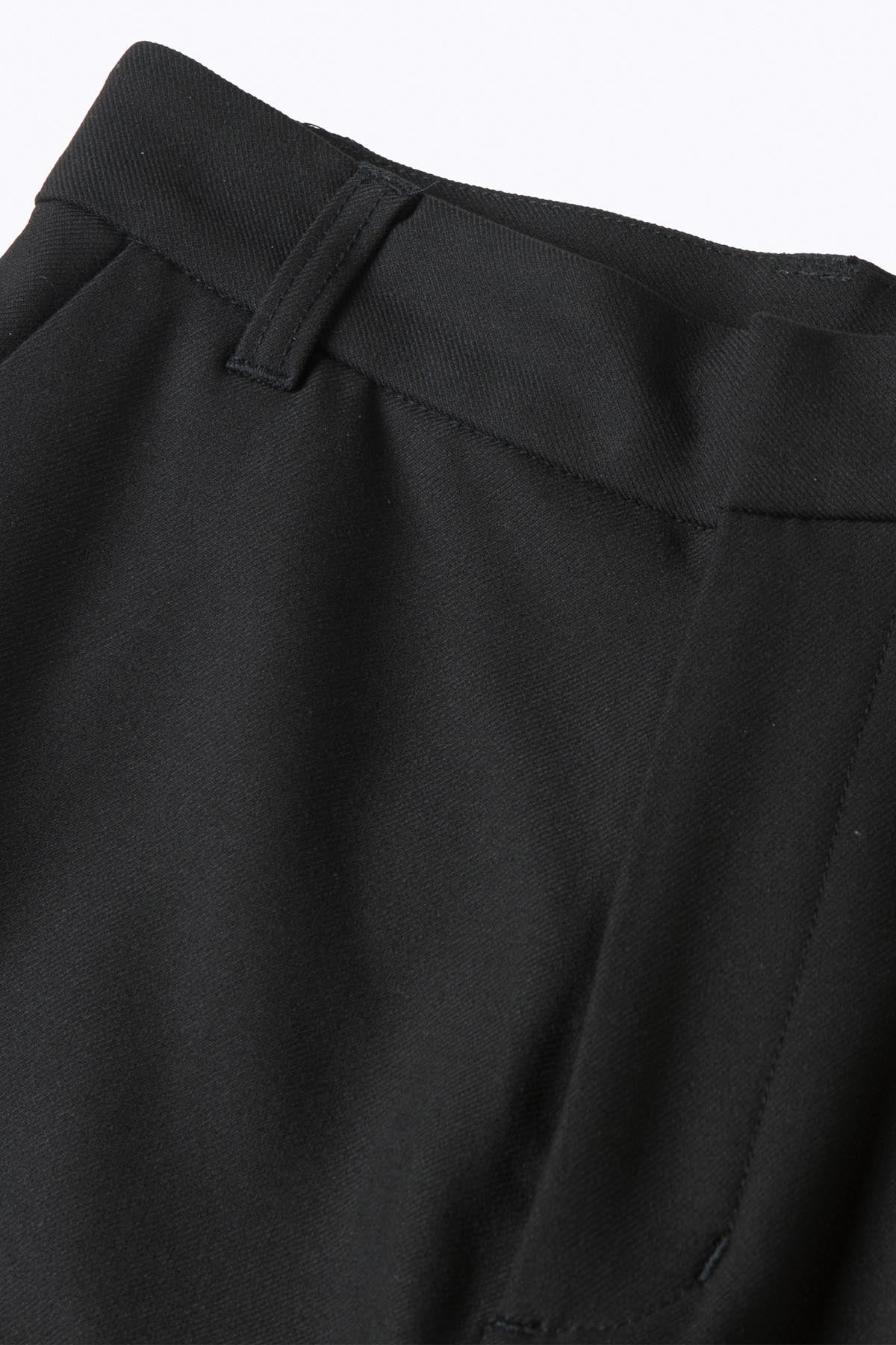 Warm basic silhouette pants（ウォームベーシックシルエットパンツ）