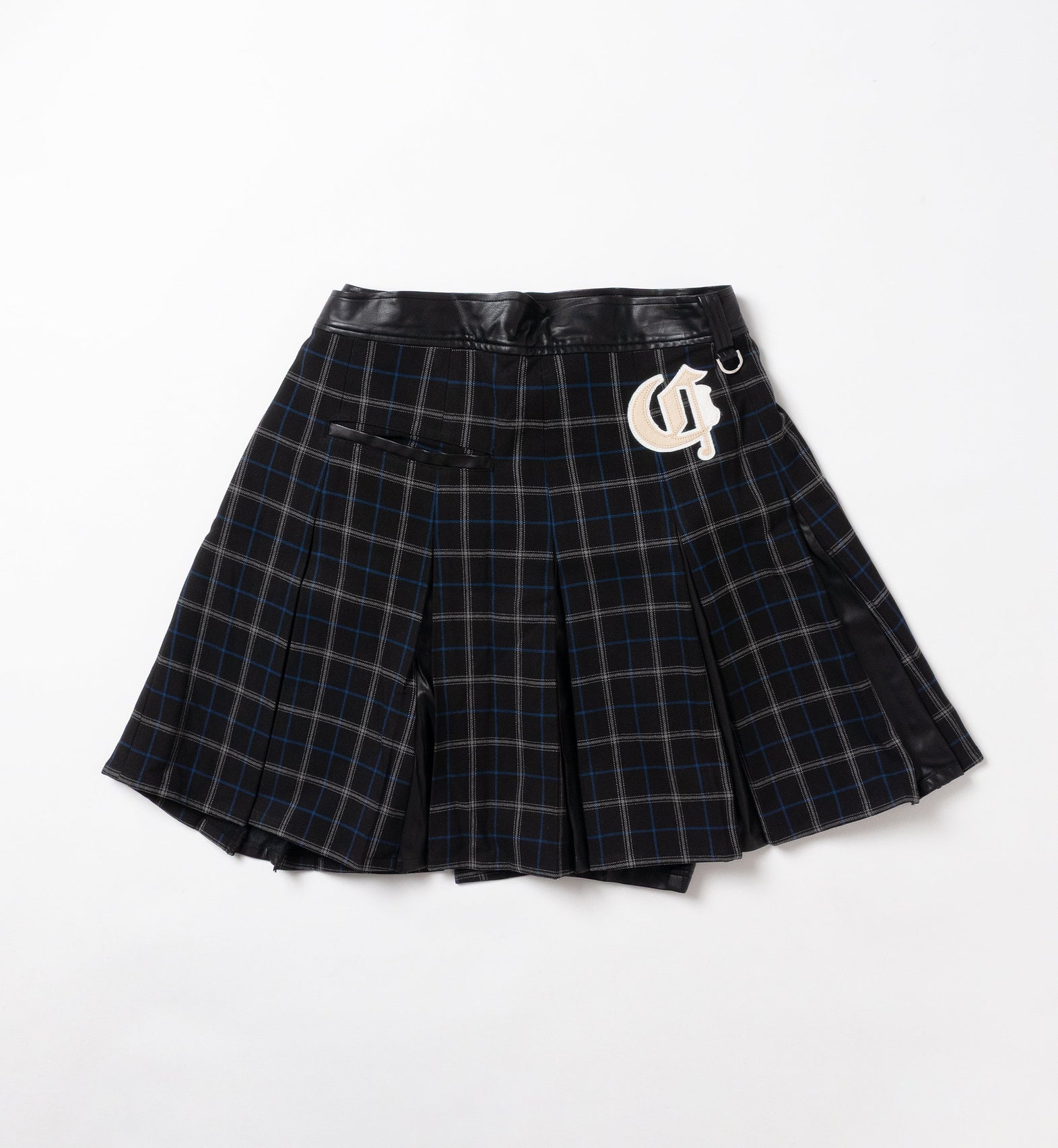 【new arrival】ストレッチフェイクレザーショートパンツ×オックスチェック巻きスカート３ＷＡＹボトムス-SAMPLE-