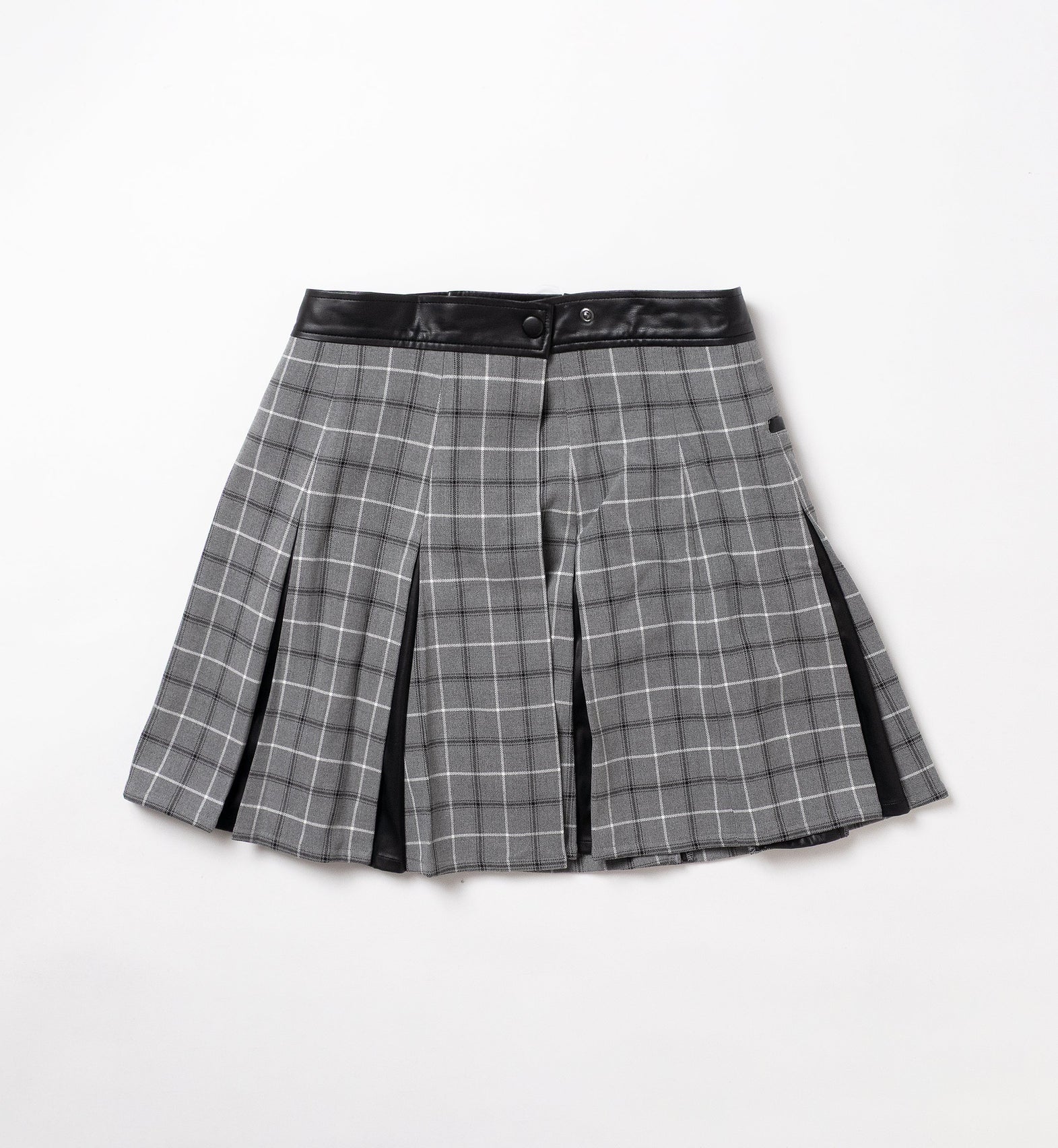 【new arrival】ストレッチフェイクレザーショートパンツ×オックスチェック巻きスカート３ＷＡＹボトムス-SAMPLE-