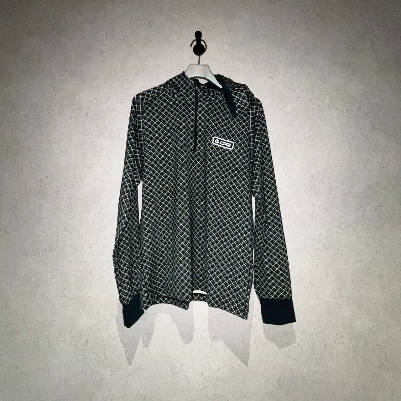 【Sample】モノグラムプリントフーディー | MEN